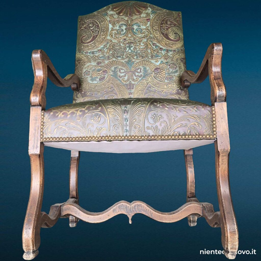 Poltrona stile Luigi XIII schienale alto in pelle goffrata - immagine aggiuntiva 9