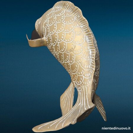 Scultura pesce koi in ottone 32 cm con patina - immagine aggiuntiva 2