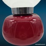 Lampada da tavolo in vetro rossa e bianca anni 70 - immagine aggiuntiva 6
